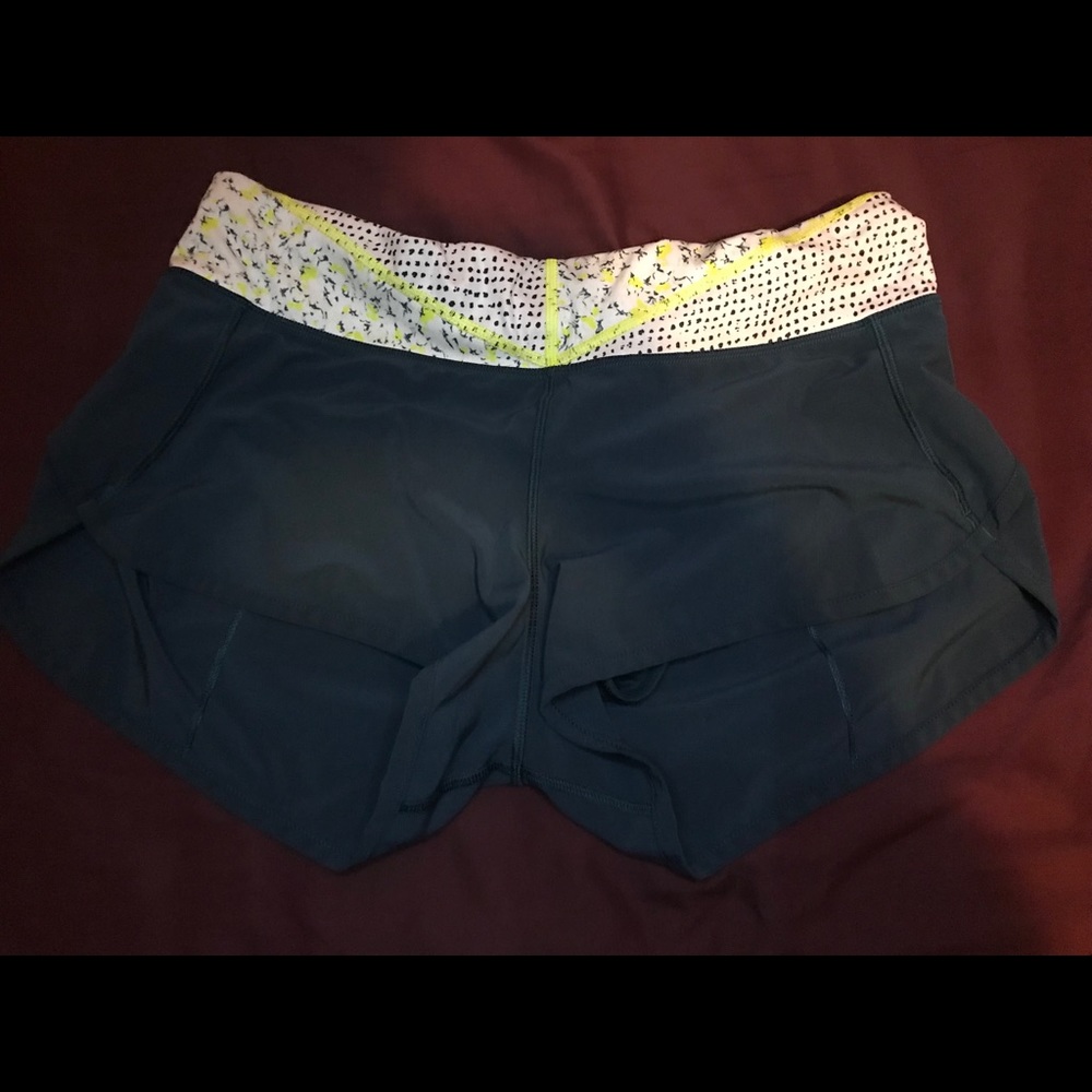 LULULEMON SPEED SHORTS